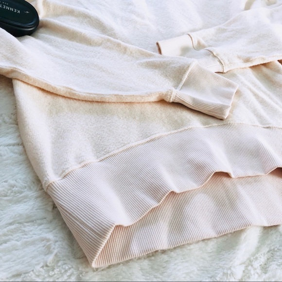 Topshop | pale pink oversized mock sweater • 4 - Picture 4 of 6